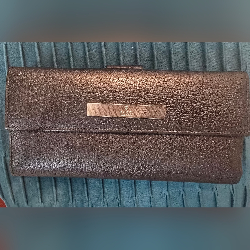 GUCCI Logo Continental Flap Long Wallet Clutch